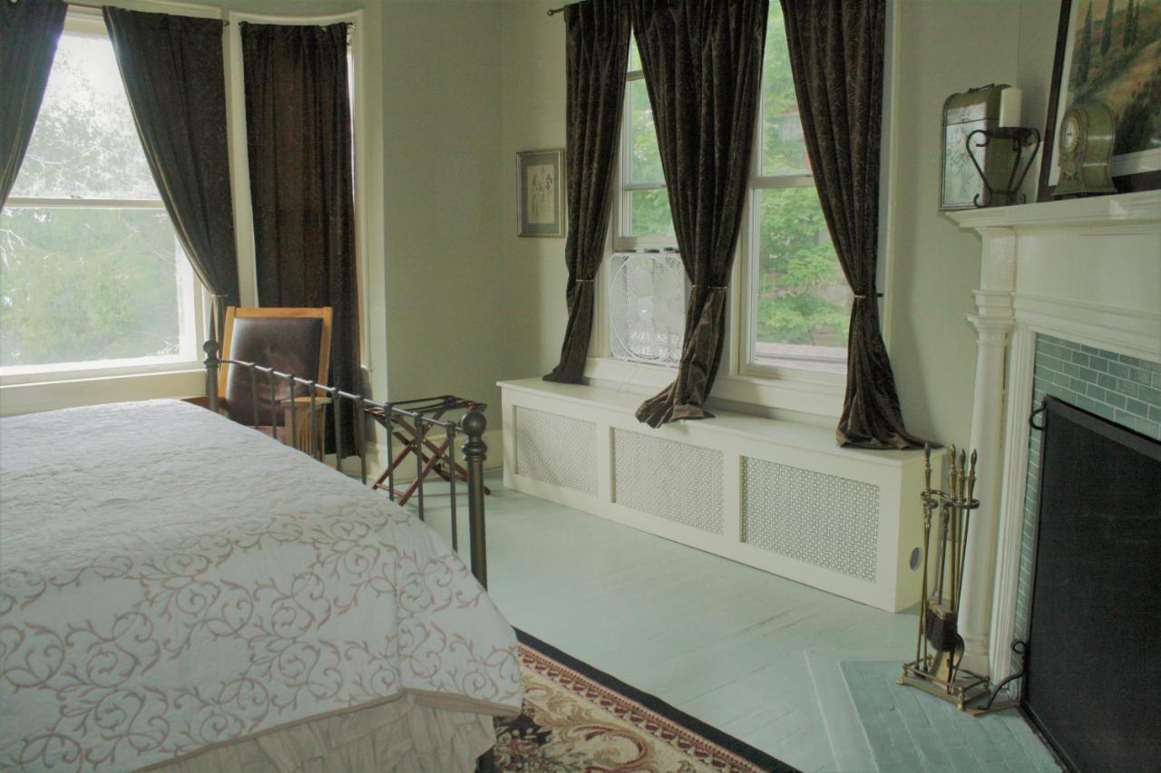 Franklin Manor Bed And Breakfast Tasik Saranac Luaran gambar