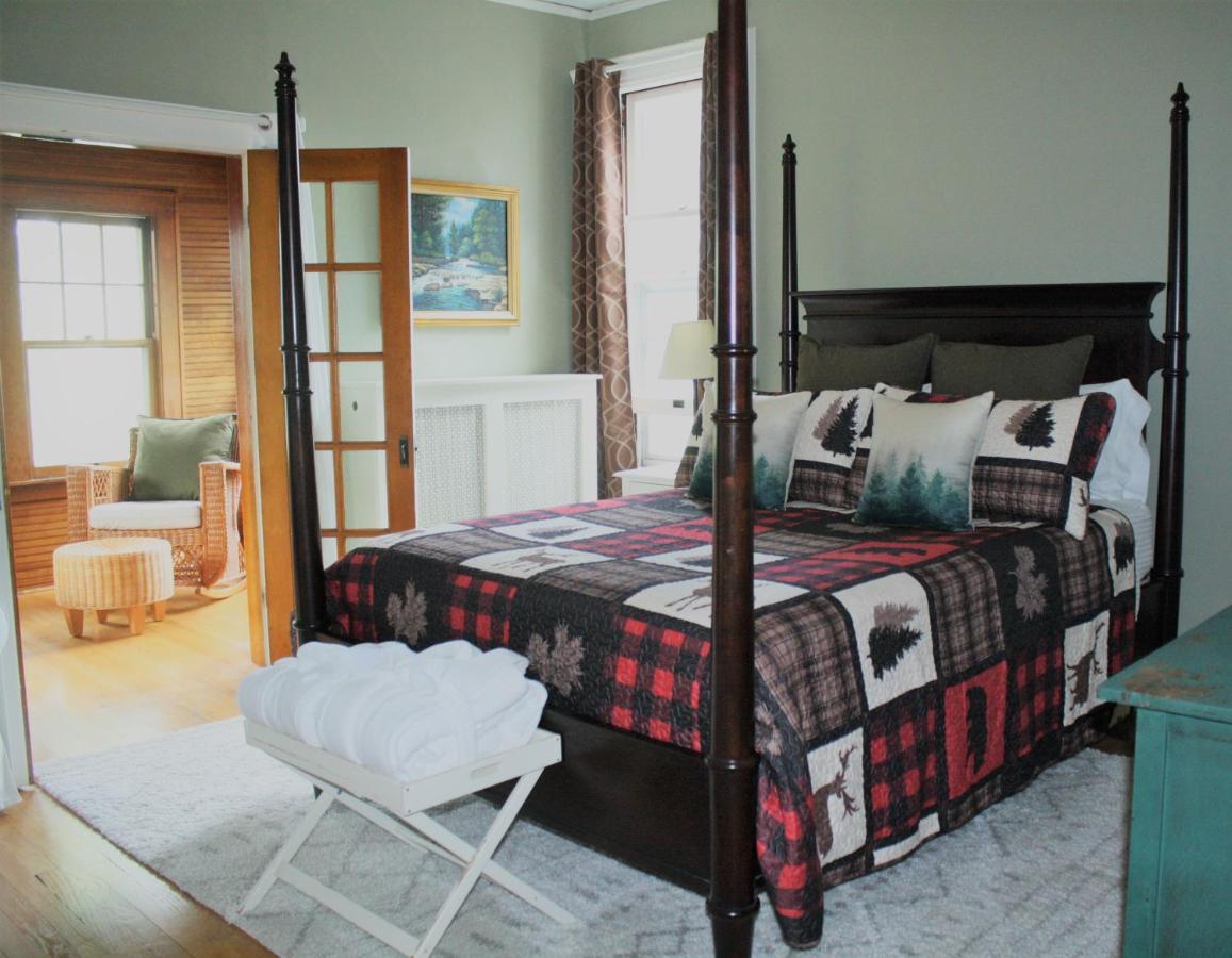 Franklin Manor Bed And Breakfast Tasik Saranac Luaran gambar